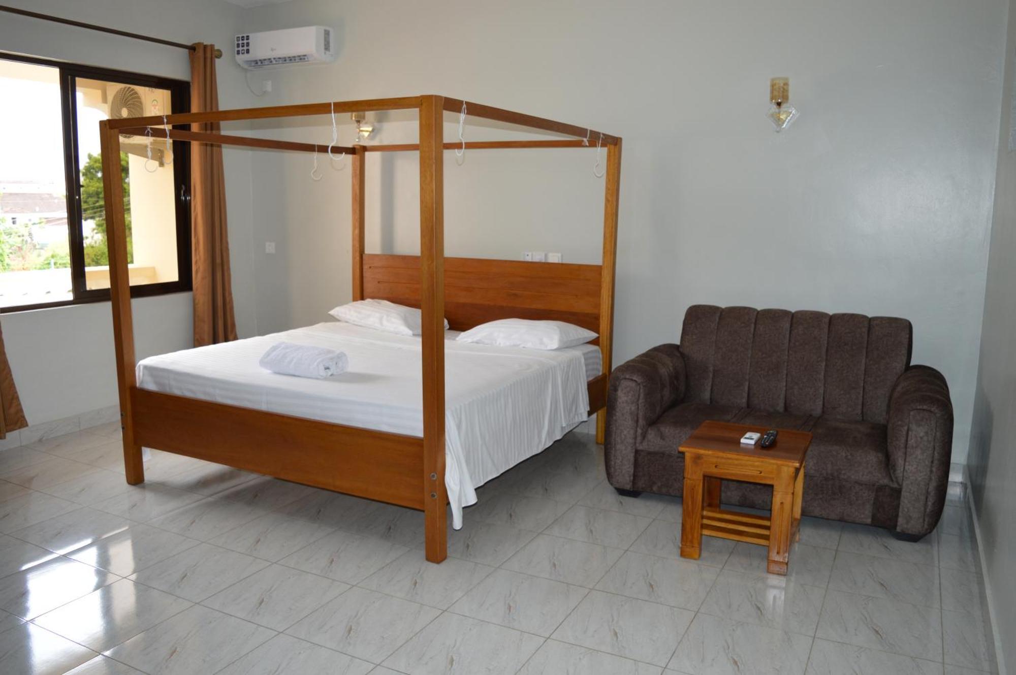 Hotel Tiffany Mombasa Eksteriør billede