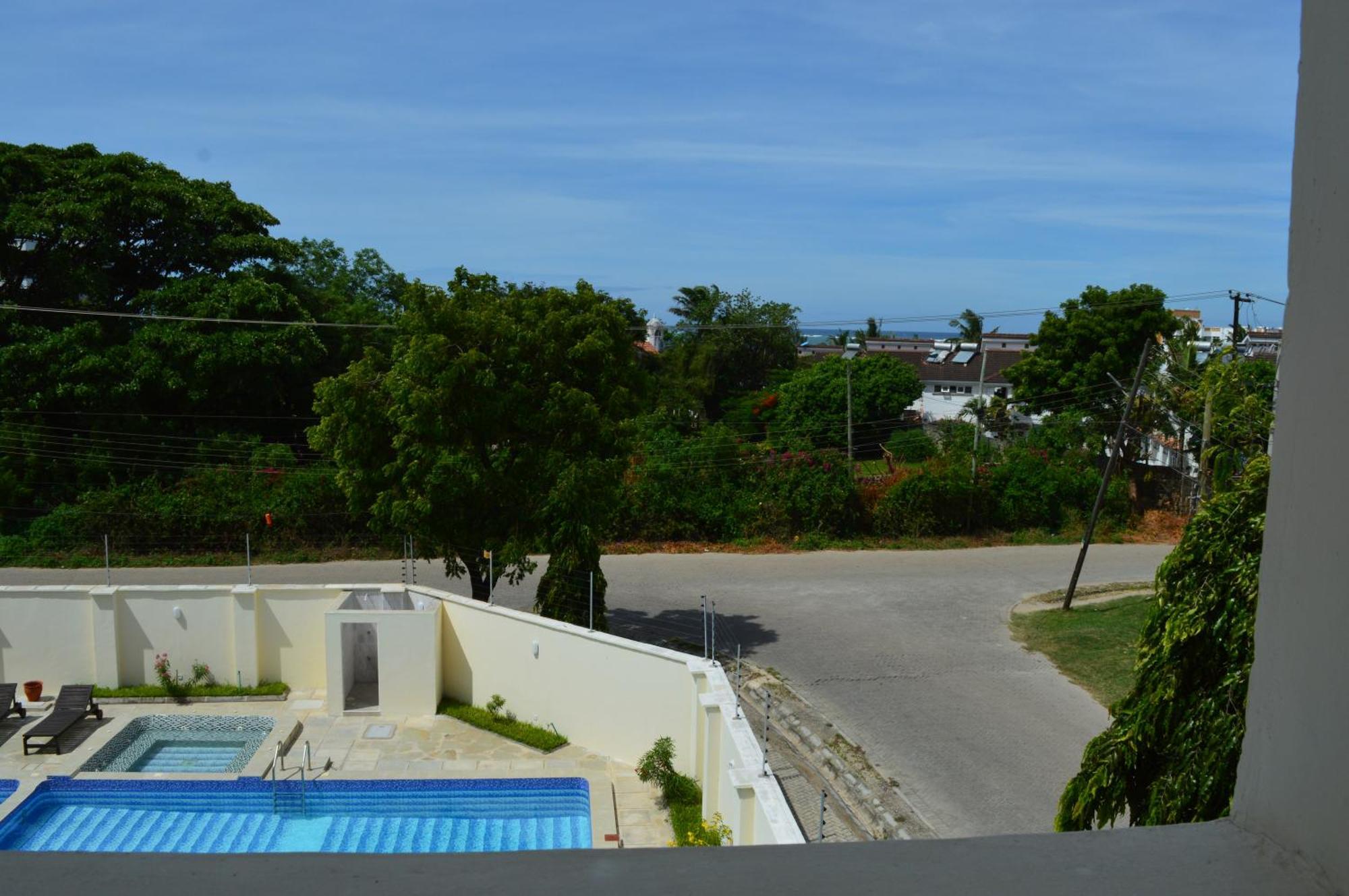 Hotel Tiffany Mombasa Eksteriør billede